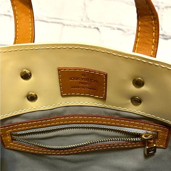 Louis Vuitton Vernis Reade PM Yellow Tote - EUC - Picture 3 of 15